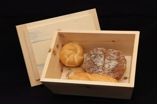 Brotkasten aus Holz